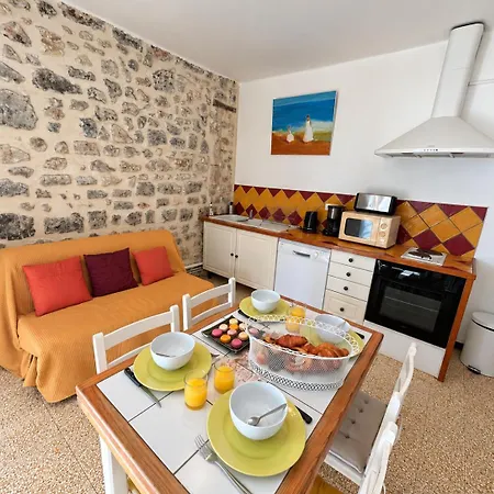 Apartment Le Du Mas P3 Jardin Partage Et Parking Aigues-Mortes